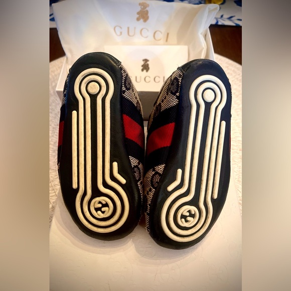 Gucci GG baby shoes - Picture 2 of 6
